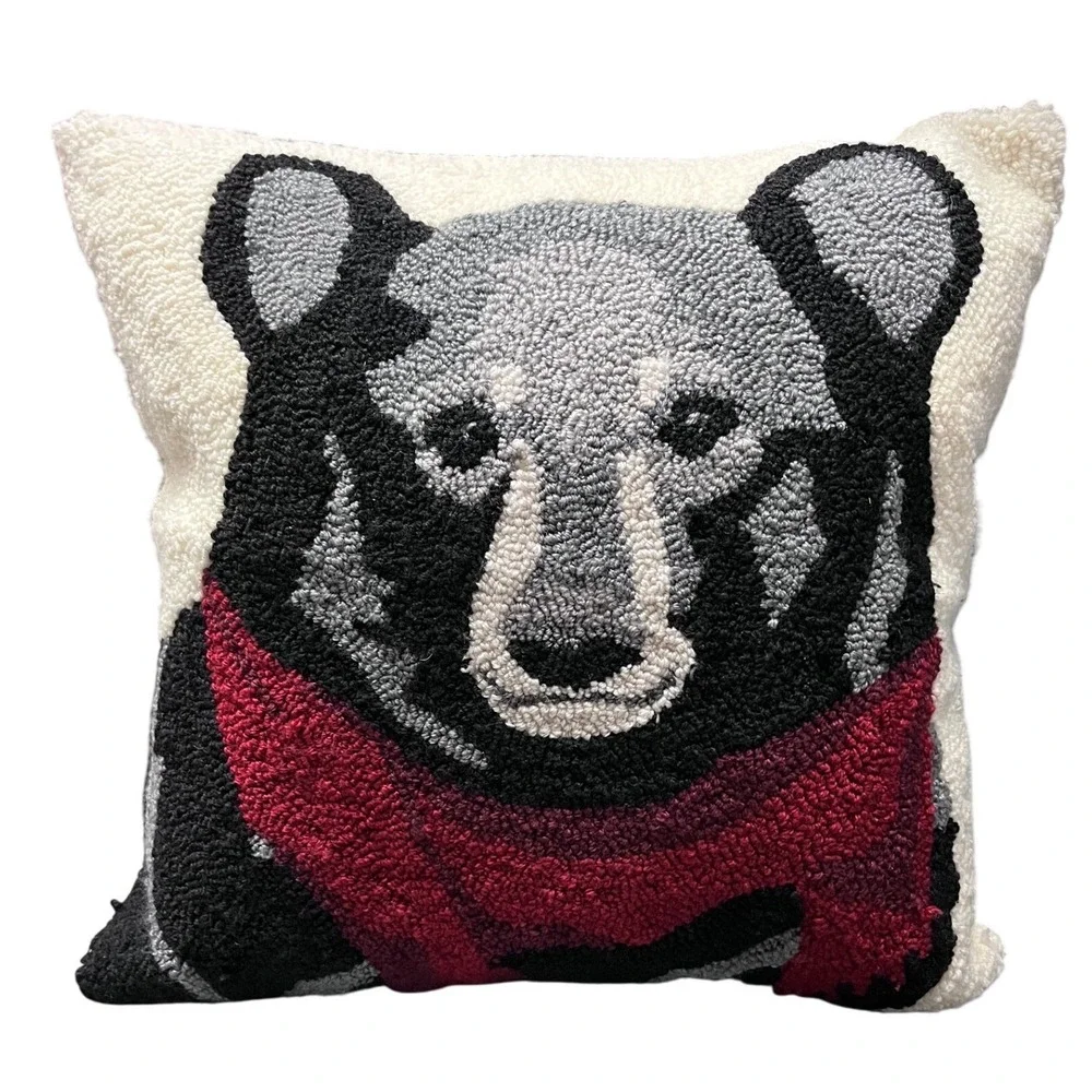 Bear Hooked Throw Pillow 18x18 Polyfill C&F‎ Winter Cabin Lodge Farmhouse Rustic